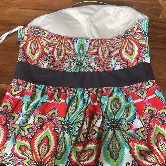 ELIZA J Crepe de Chine Floral Halter Handkerchief Maxi Dress Size 8 - Picture 8 of 14